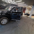 Mahindra Royal Motors – SUV Showroom
